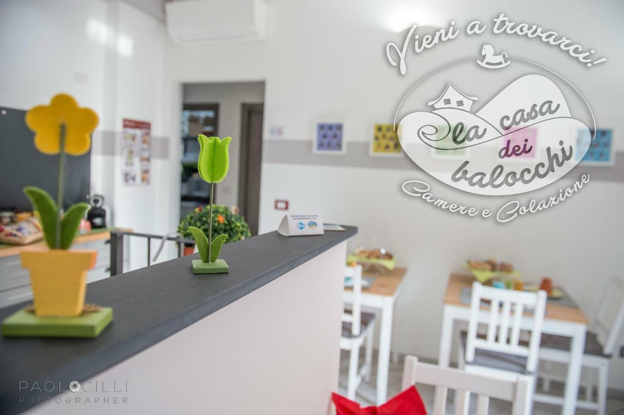 La Casa Dei Balocchi B&B Тойрано Экстерьер фото