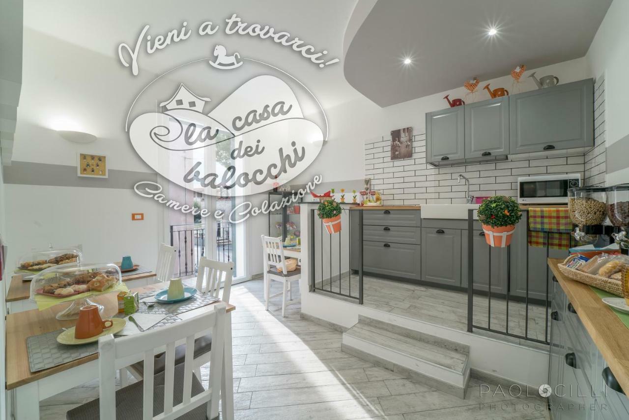 La Casa Dei Balocchi B&B Тойрано Экстерьер фото